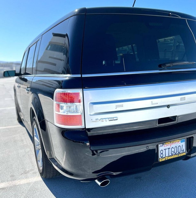 Ford Flex Vehicle Full-screen Gallery Image 08