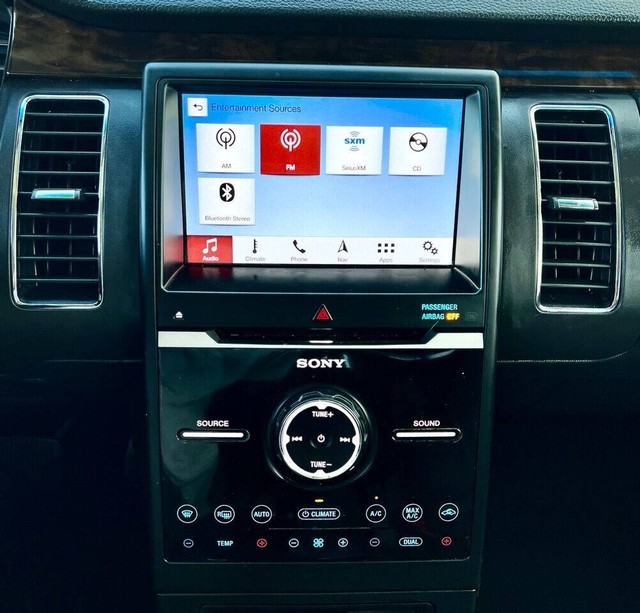 Ford Flex Vehicle Full-screen Gallery Image 21