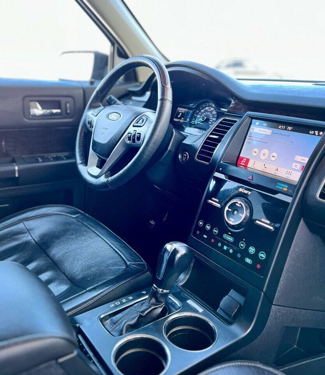 Ford Flex Vehicle Full-screen Gallery Image 30