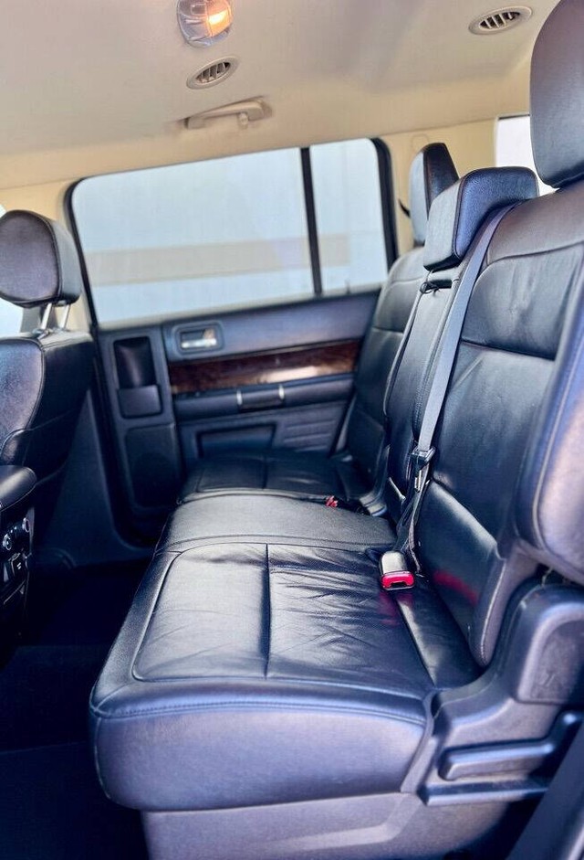 Ford Flex Vehicle Full-screen Gallery Image 34