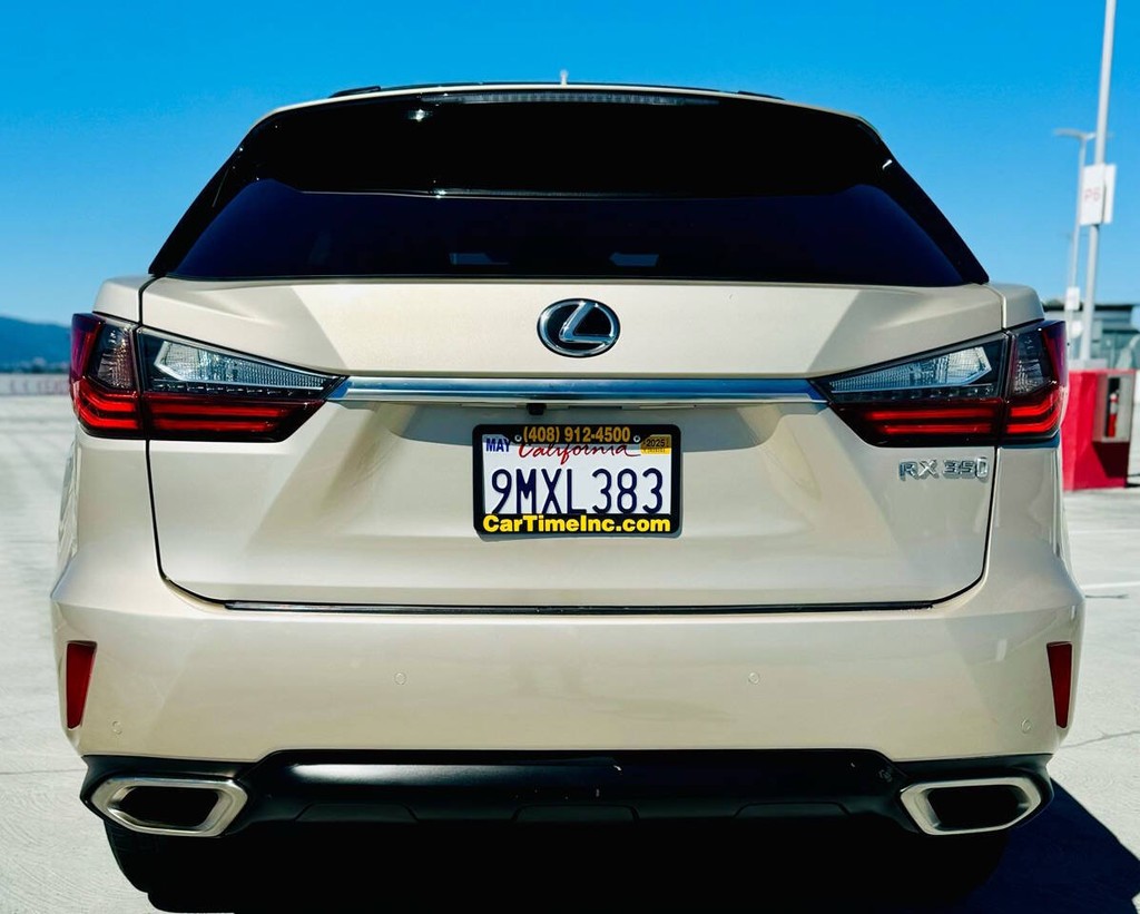 Lexus RX 350 Vehicle Full-screen Gallery Image 11