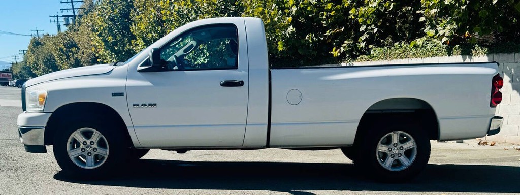 Dodge Ram 1500 Vehicle Full-screen Gallery Image 11