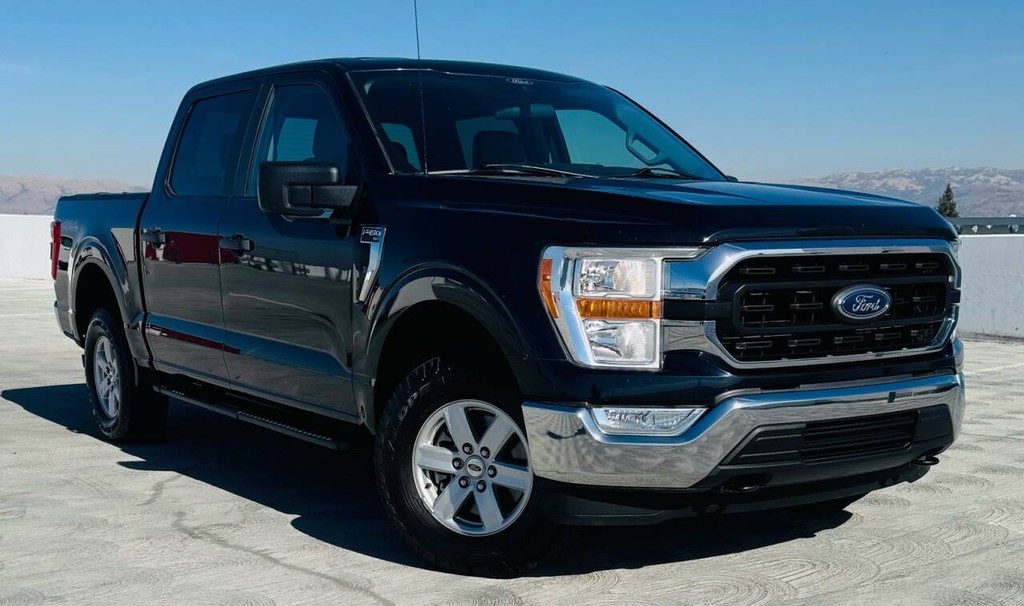Ford F-150 Vehicle Full-screen Gallery Image 04