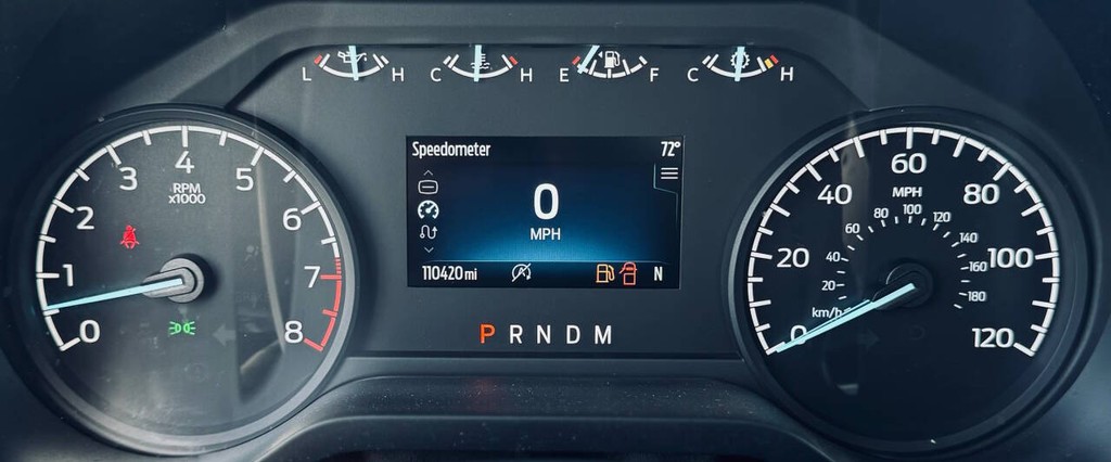 Ford F-150 Vehicle Full-screen Gallery Image 16