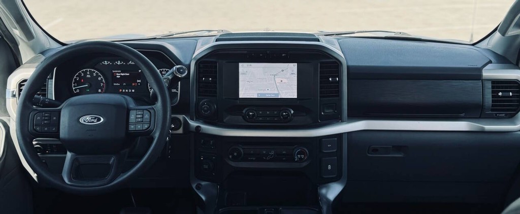 Ford F-150 Vehicle Full-screen Gallery Image 28