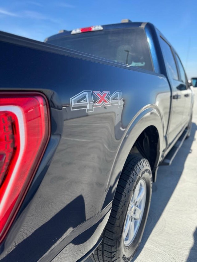 Ford F-150 Vehicle Full-screen Gallery Image 31