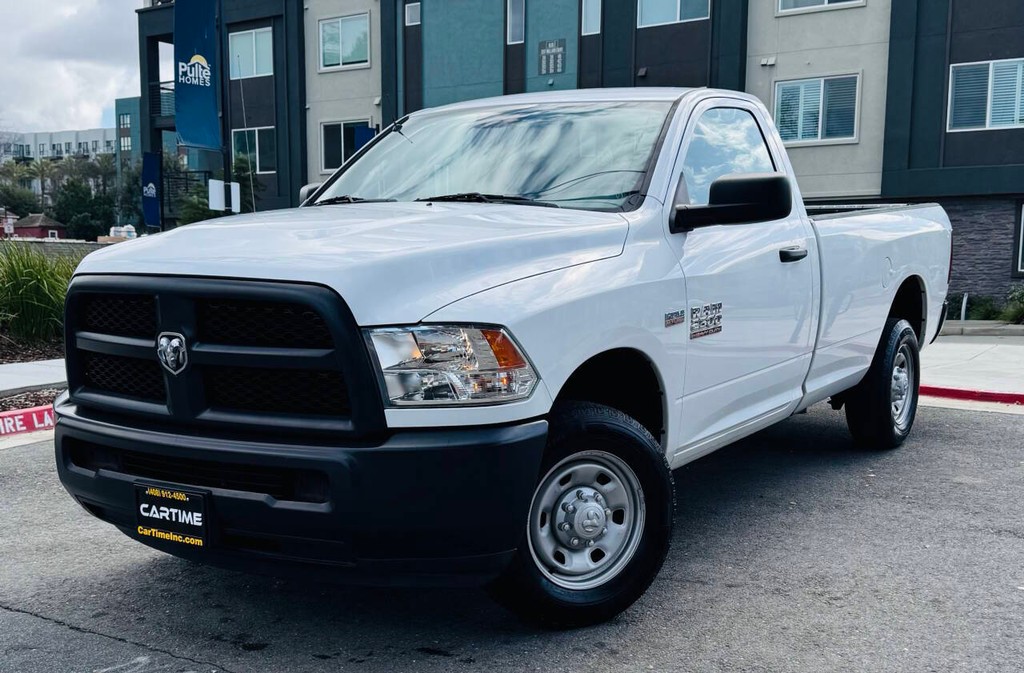 Ram 2500 Vehicle Full-screen Gallery Image 03