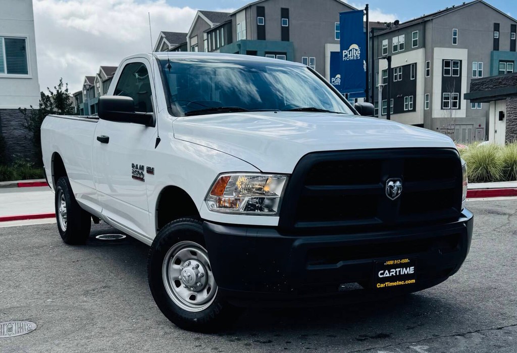 Ram 2500 Vehicle Full-screen Gallery Image 04