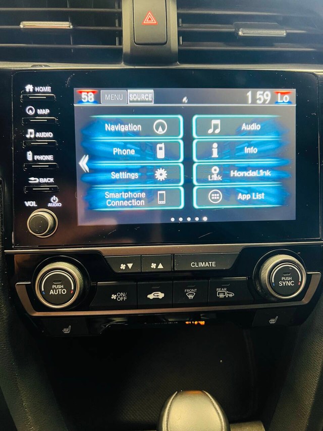 Honda Civic Hatchback Vehicle Full-screen Gallery Image 20