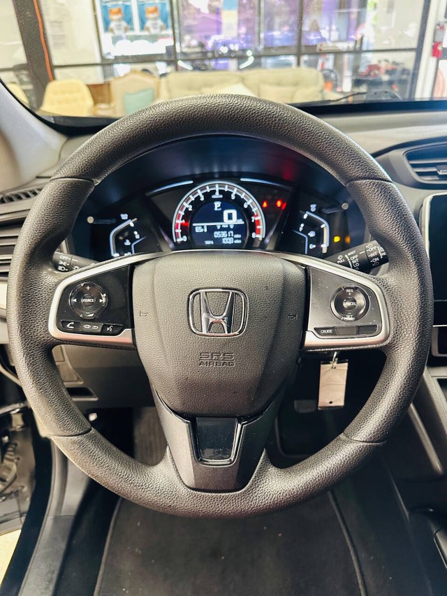 Honda CR-V Vehicle Full-screen Gallery Image 13