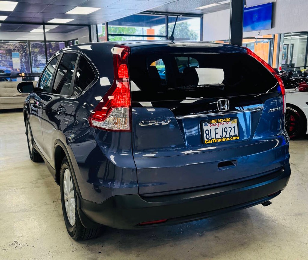 Honda CR-V Vehicle Full-screen Gallery Image 03