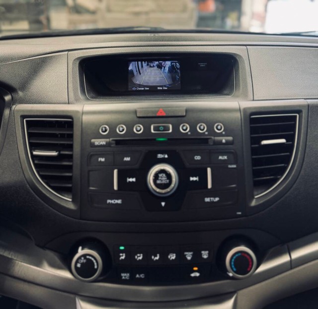 Honda CR-V Vehicle Full-screen Gallery Image 10