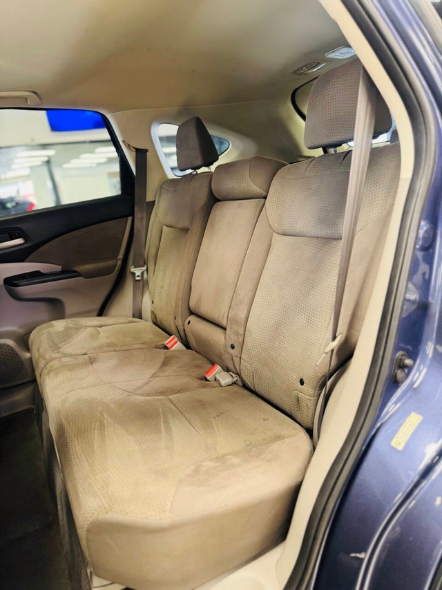 Honda CR-V Vehicle Full-screen Gallery Image 14