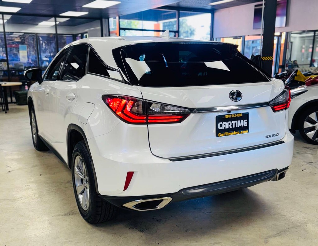 Lexus RX 350 Vehicle Full-screen Gallery Image 07