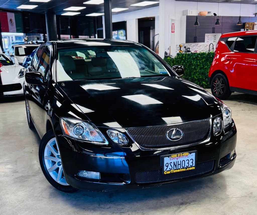 Lexus GS 300 Vehicle Full-screen Gallery Image 02