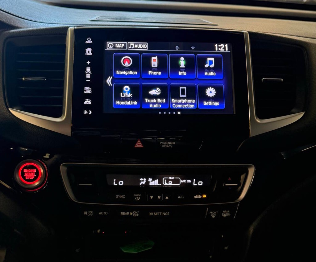 Honda Ridgeline Vehicle Full-screen Gallery Image 17