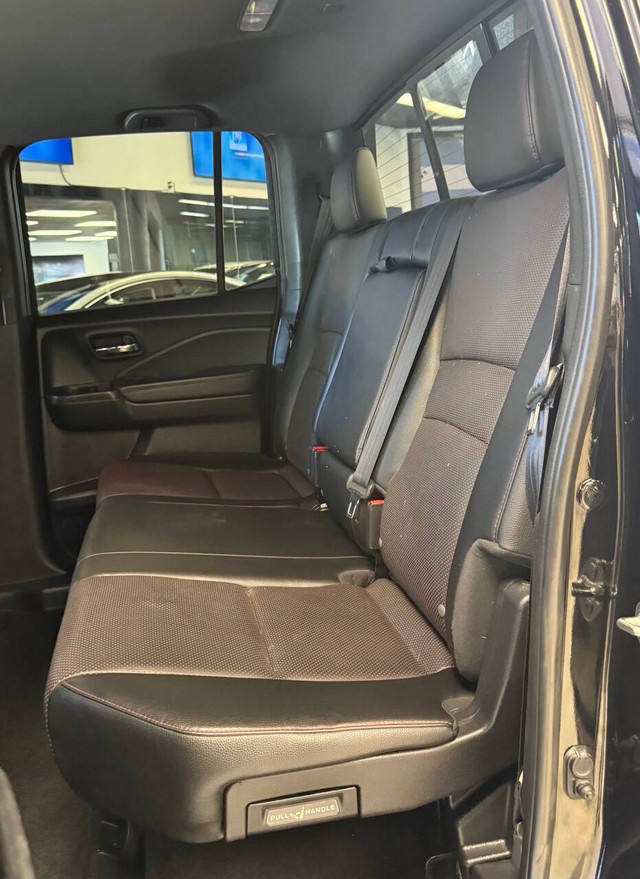 Honda Ridgeline Vehicle Full-screen Gallery Image 21