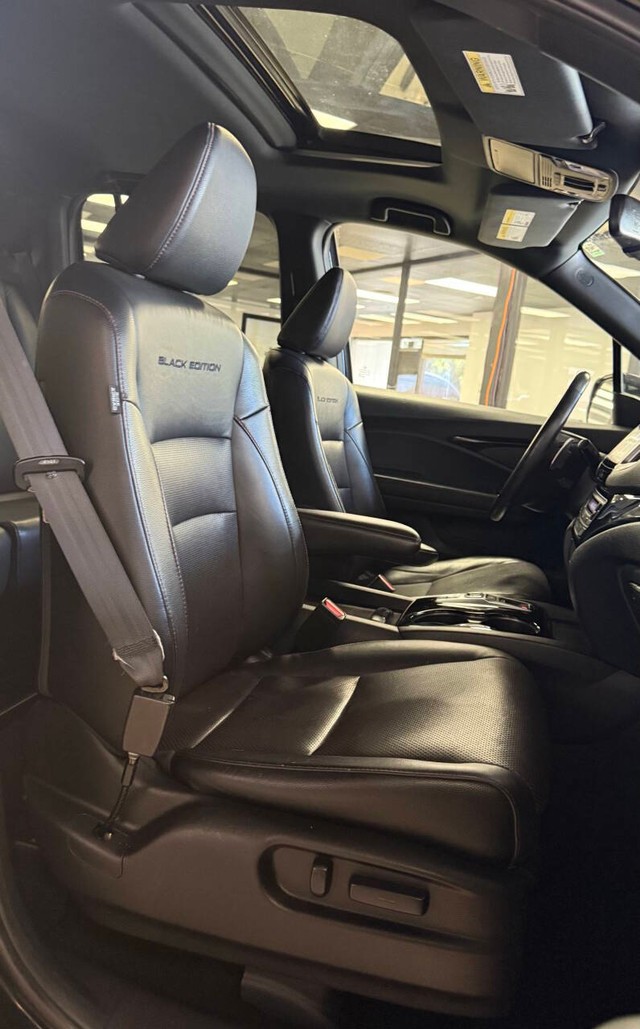 Honda Ridgeline Vehicle Full-screen Gallery Image 23