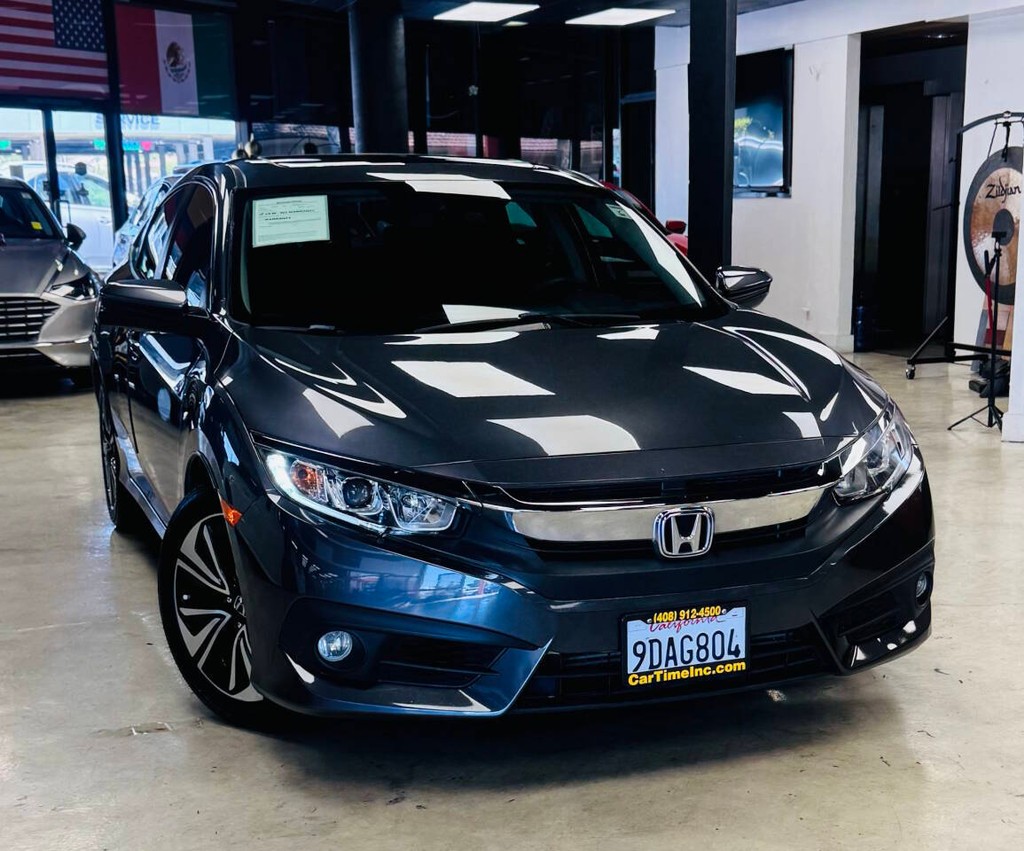 Honda Civic Vehicle Full-screen Gallery Image 02