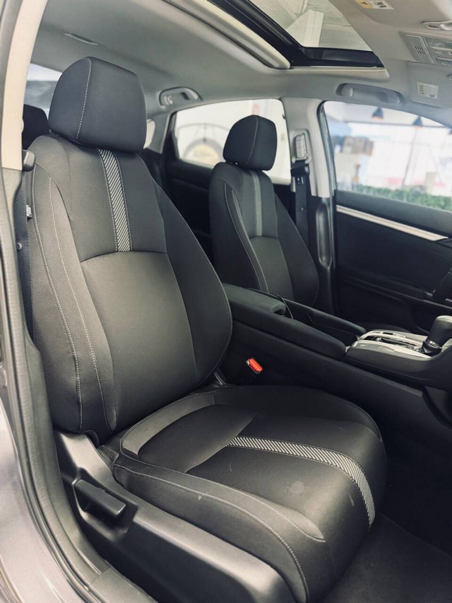 Honda Civic Vehicle Full-screen Gallery Image 08