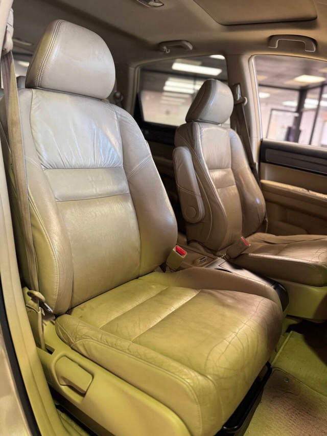 Honda CR-V Vehicle Full-screen Gallery Image 13