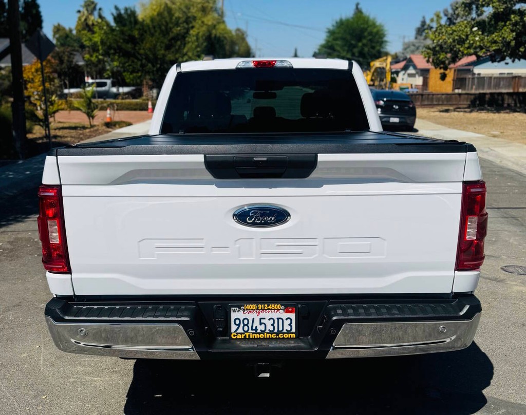 Ford F-150 Vehicle Full-screen Gallery Image 06