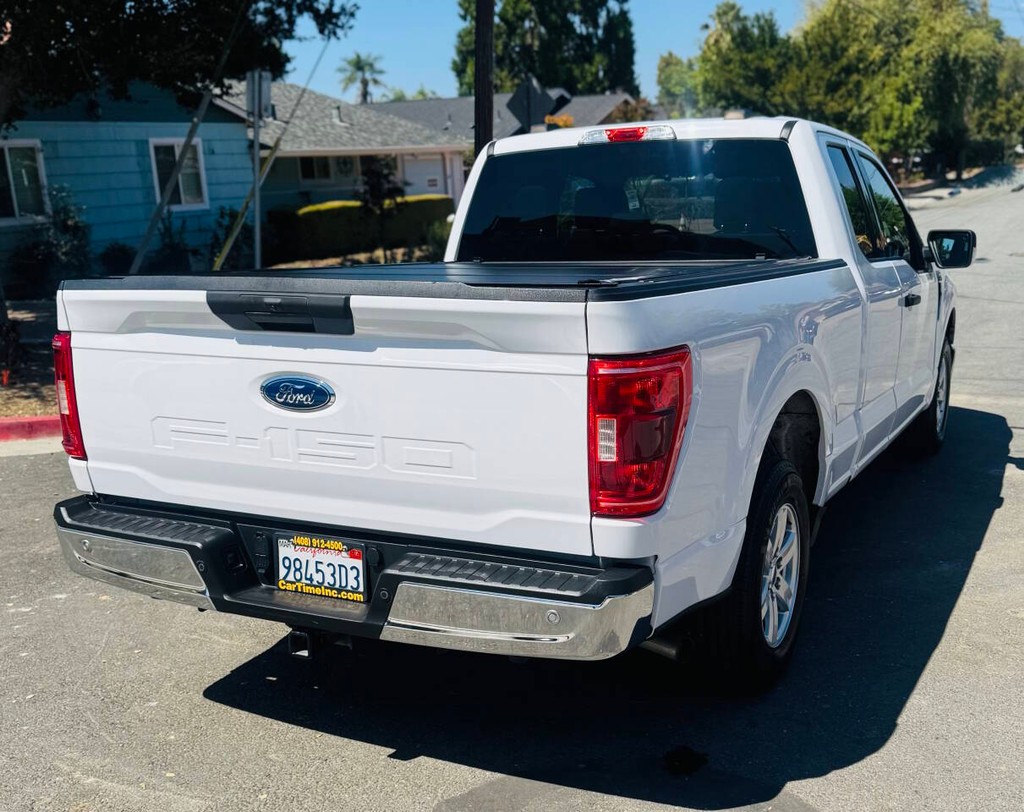 Ford F-150 Vehicle Full-screen Gallery Image 07