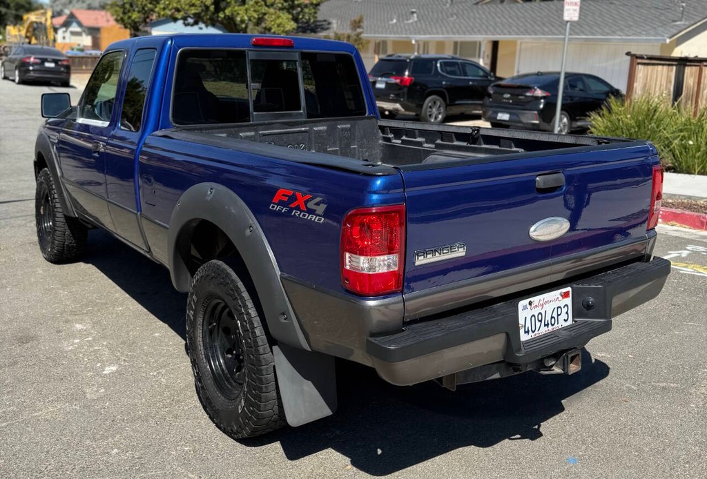 Ford Ranger Vehicle Full-screen Gallery Image 08