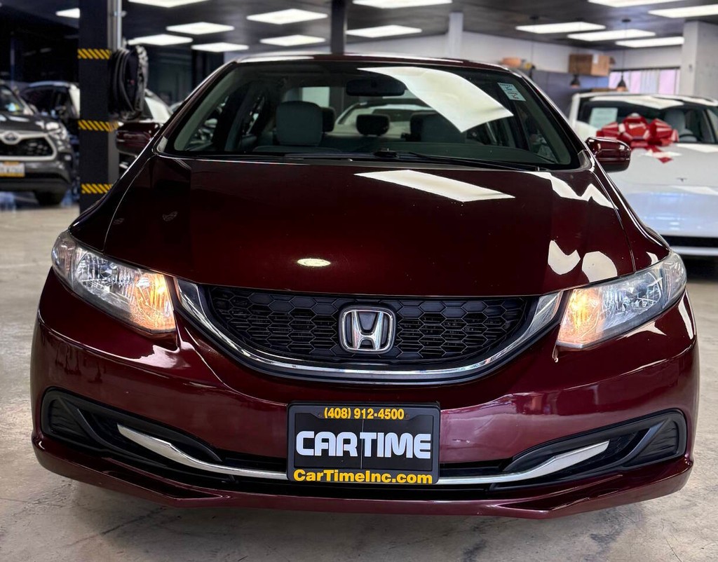 Honda Civic Vehicle Full-screen Gallery Image 02