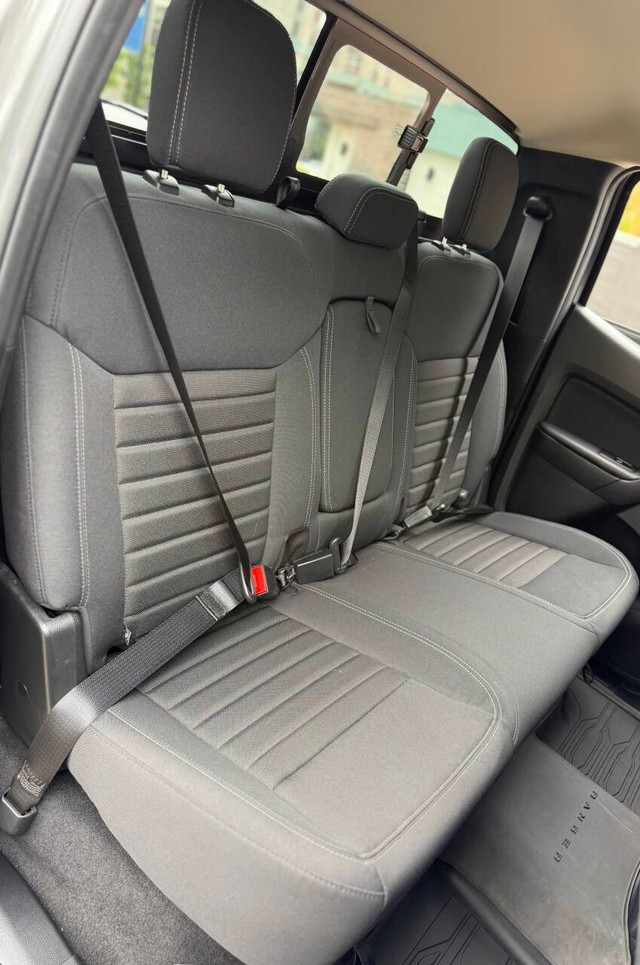 Ford Ranger Vehicle Full-screen Gallery Image 14