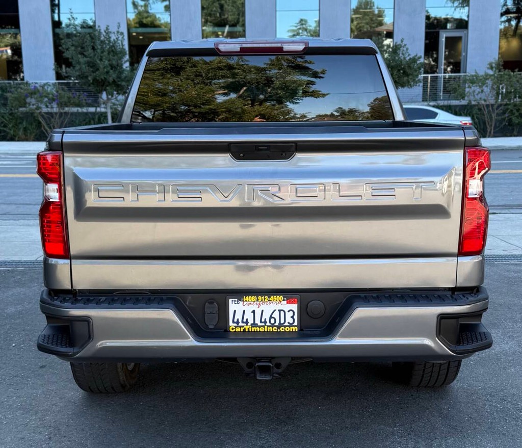 Chevrolet Silverado 1500 Vehicle Full-screen Gallery Image 07