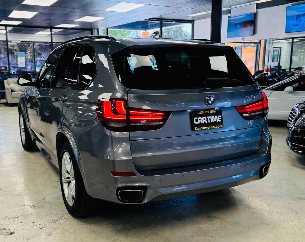 BMW X5 Vehicle Full-screen Gallery Image 06