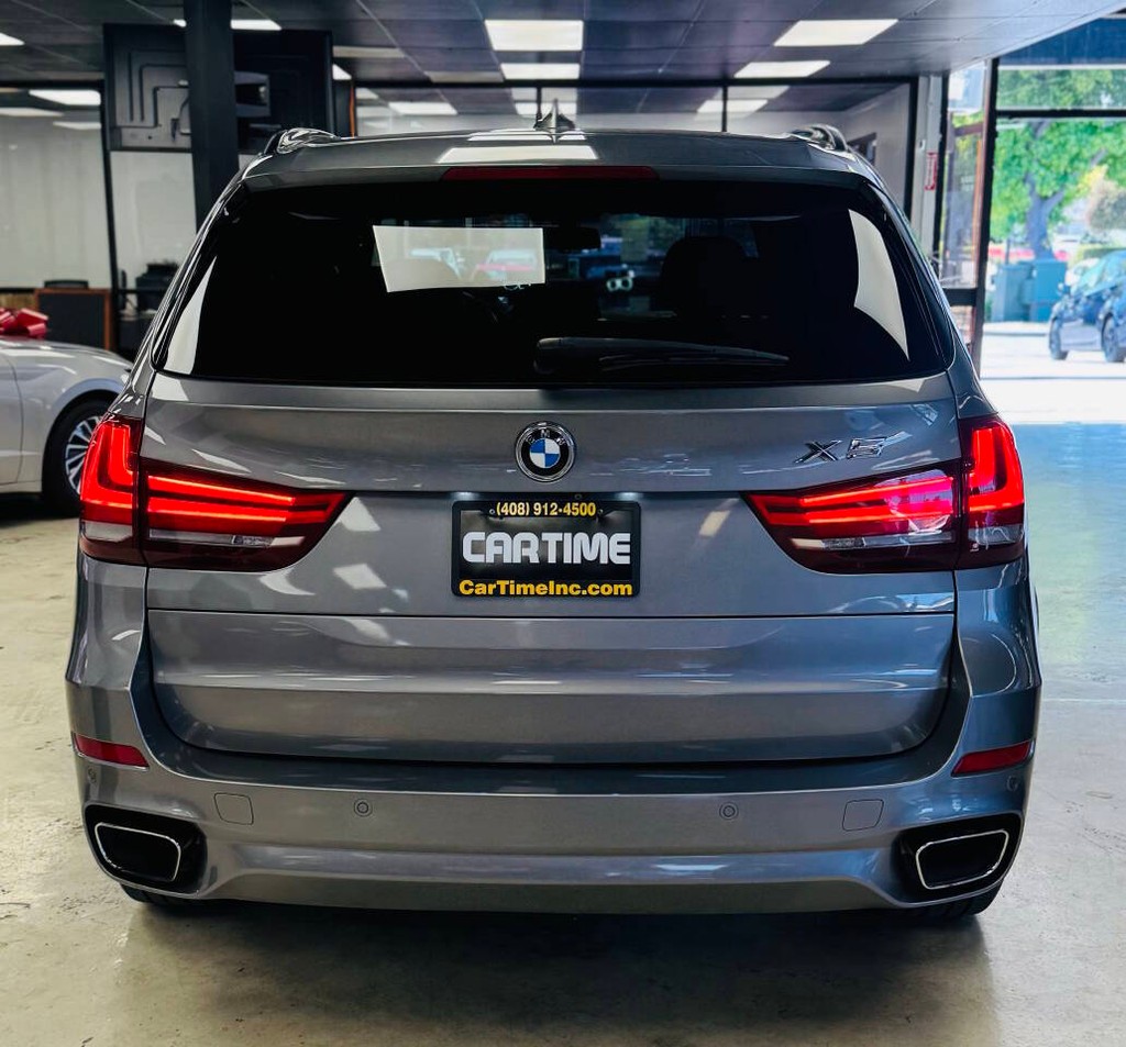 BMW X5 Vehicle Full-screen Gallery Image 07