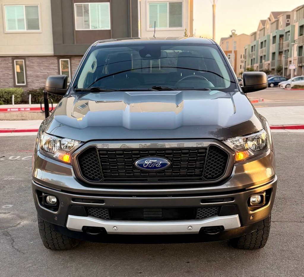 Ford Ranger Vehicle Full-screen Gallery Image 03