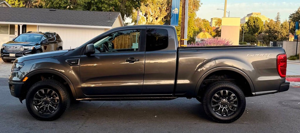 Ford Ranger Vehicle Full-screen Gallery Image 04