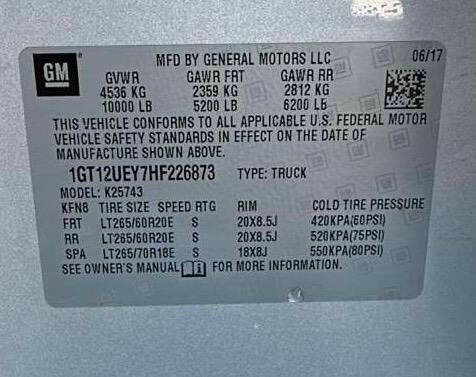 GMC Sierra 2500HD Vehicle Full-screen Gallery Image 19