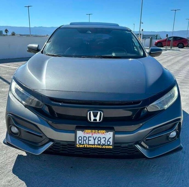 Honda Civic Hatchback Vehicle Full-screen Gallery Image 02