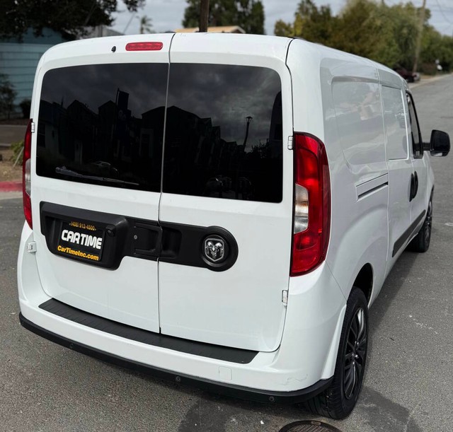 Ram ProMaster City Cargo Van Vehicle Full-screen Gallery Image 06