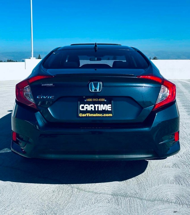 Honda Civic Sedan Vehicle Full-screen Gallery Image 06