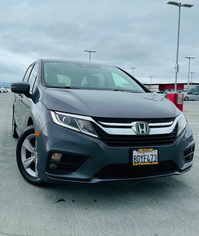 Honda Odyssey Vehicle Full-screen Gallery Image 03