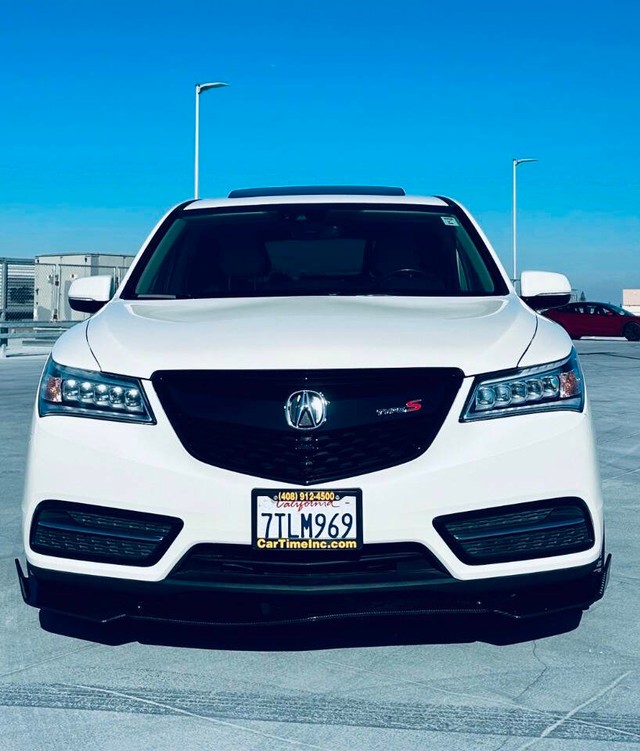 Acura MDX Vehicle Full-screen Gallery Image 02