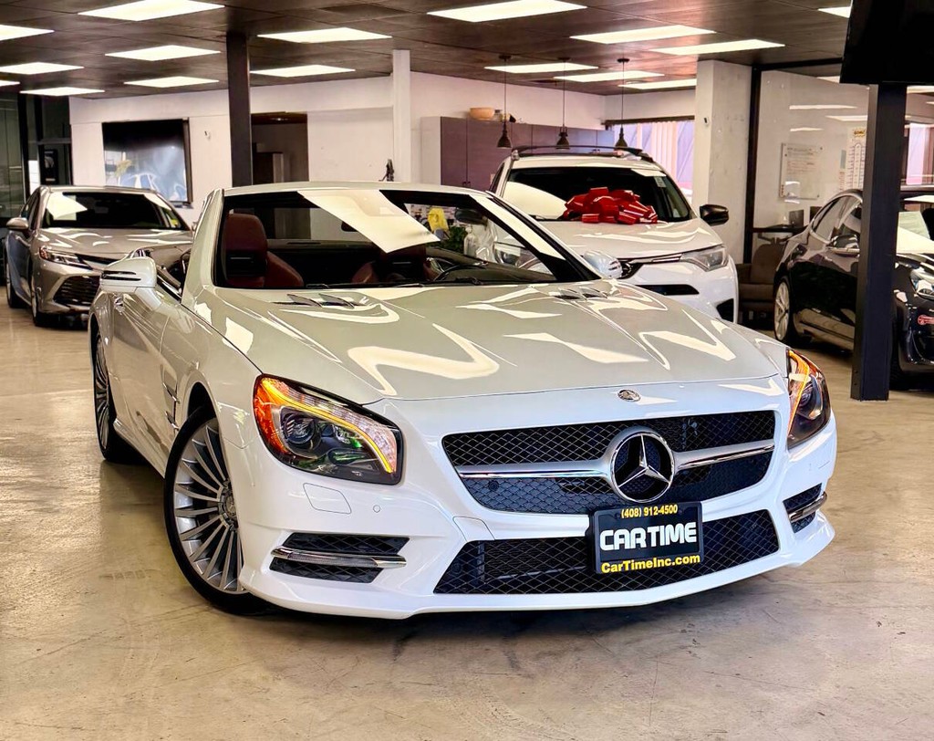 Mercedes-Benz SL-Class Vehicle Full-screen Gallery Image 18