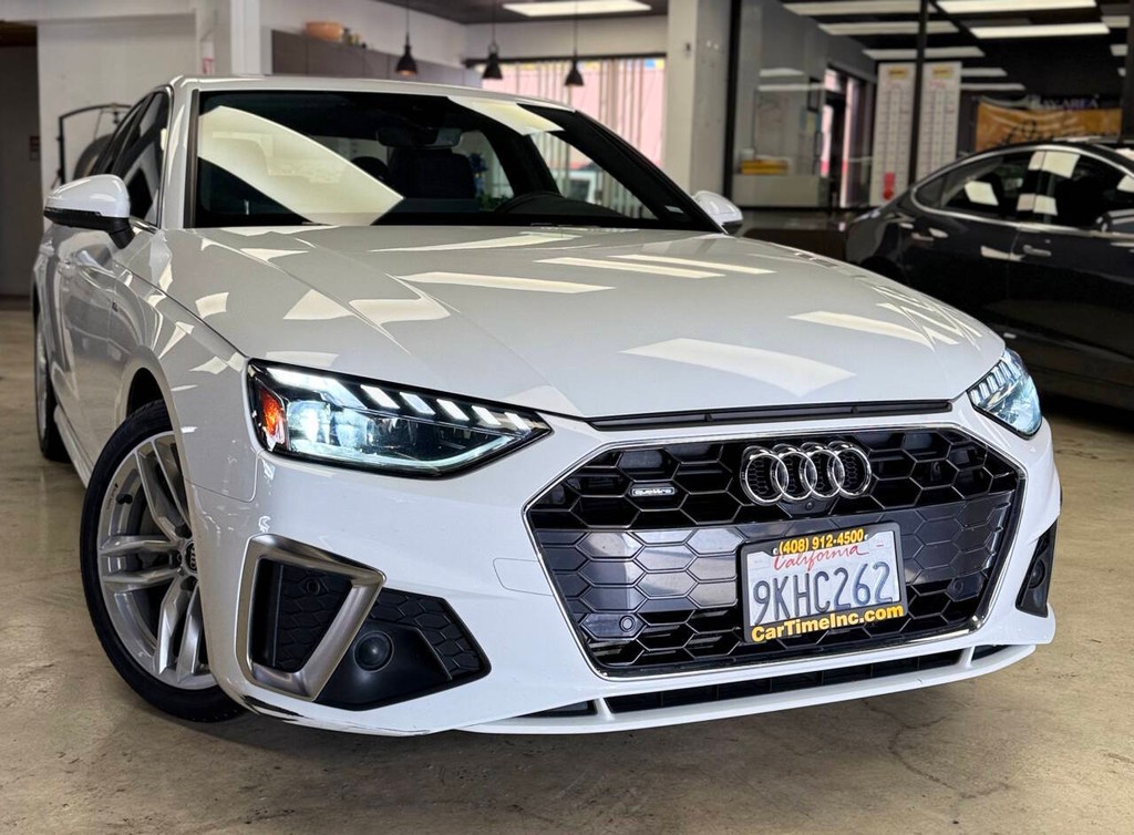 Audi A4 Sedan Vehicle Full-screen Gallery Image 03