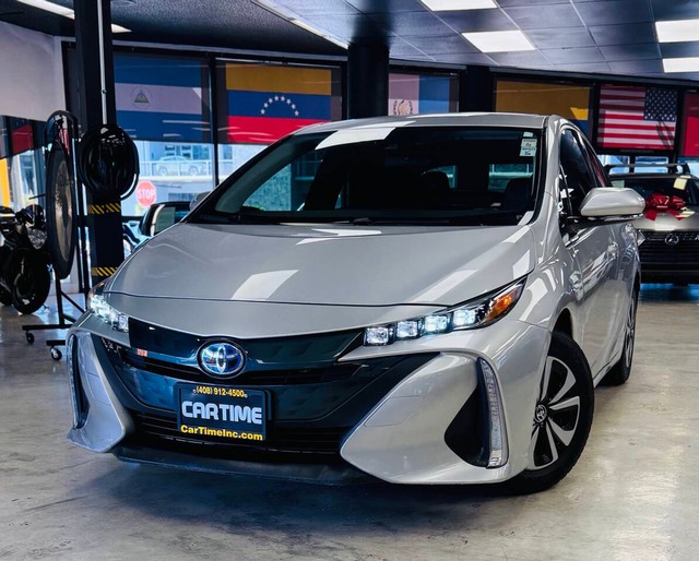 more details - toyota prius prime