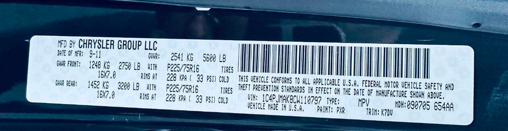 Jeep Liberty Vehicle Full-screen Gallery Image 19