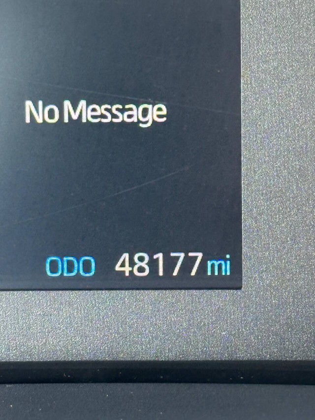 Toyota Corolla Vehicle Full-screen Gallery Image 21