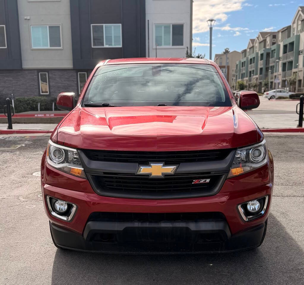 Chevrolet Colorado Vehicle Full-screen Gallery Image 03