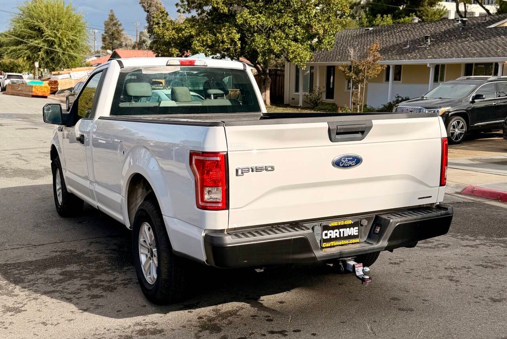 Ford F-150 Vehicle Full-screen Gallery Image 06