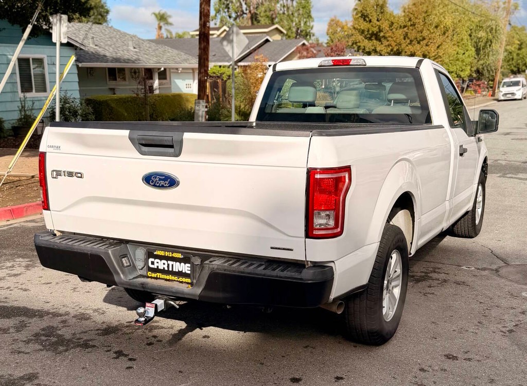 Ford F-150 Vehicle Full-screen Gallery Image 08