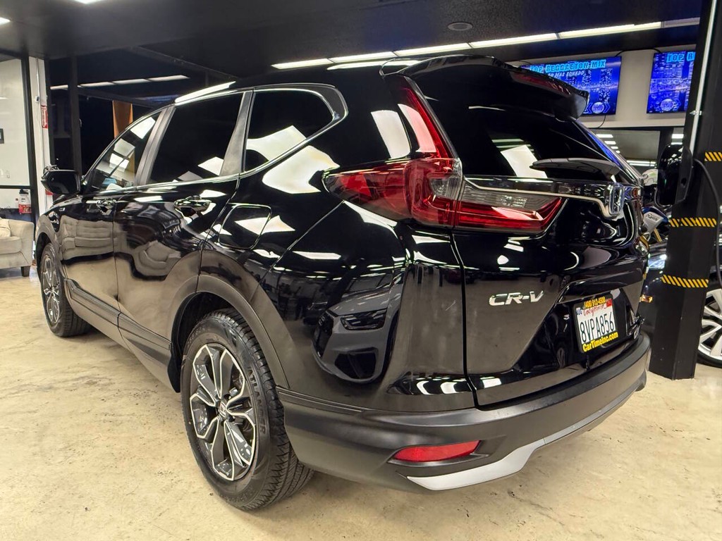 Honda CR-V Hybrid Vehicle Full-screen Gallery Image 02